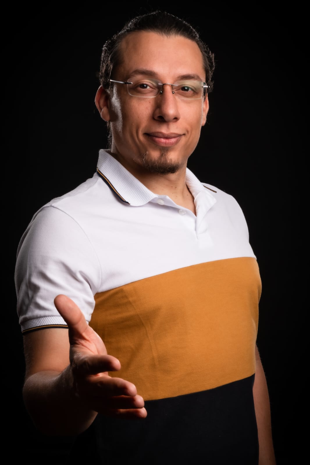 Retrato do fundador da Rubrica Digital, Siler Garcia
